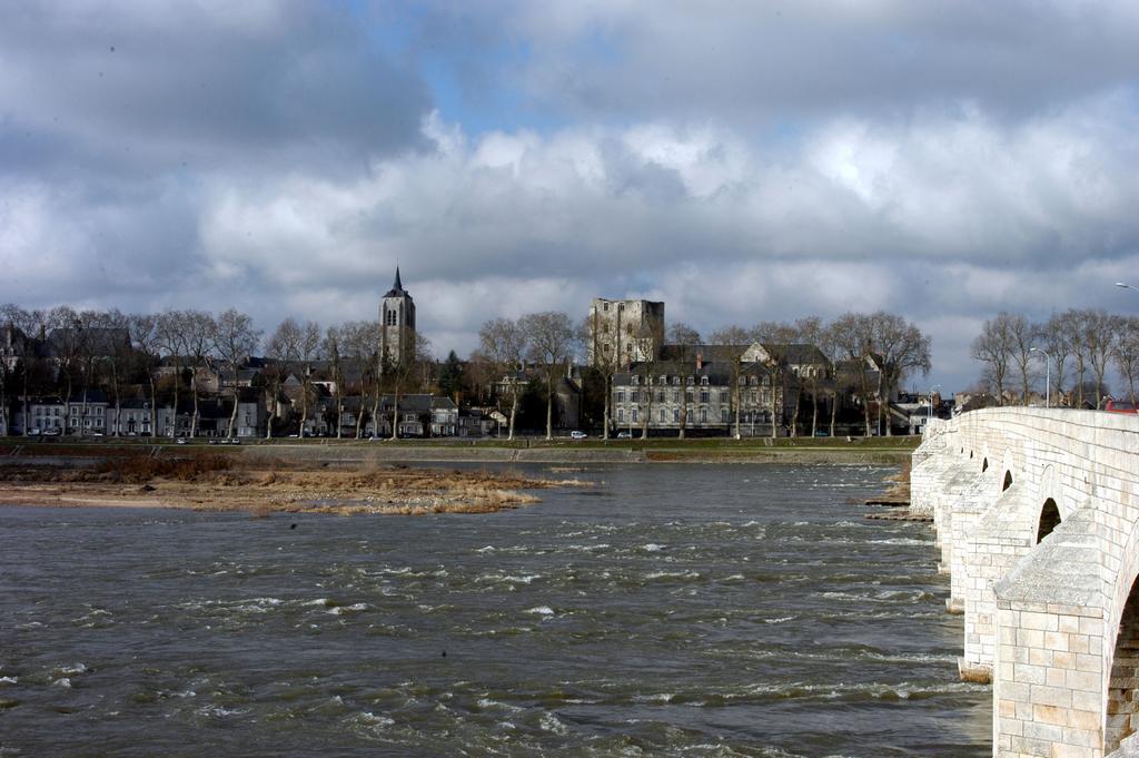 Grand Hotel De L'Abbaye Beaugency Zewnętrze zdjęcie